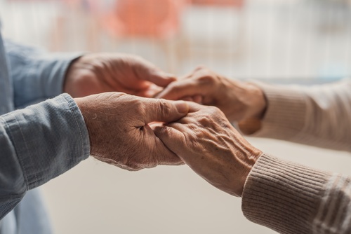 Día Internacional de las Personas Mayores: la Enfermería, fundamental para un envejecimiento saludable